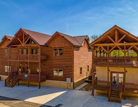 Cabin in Gatlinburg 8 beds